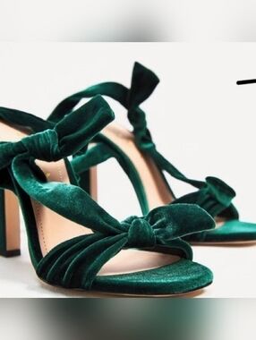 Zara Emerald Green Velvet Bow Sandals Lace Up Ankle Tie Block Heels Size 10
